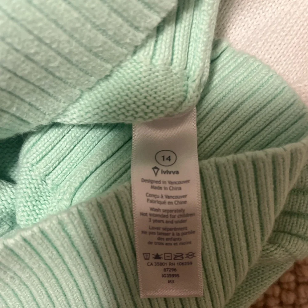 Lululemon Ivviva Youth Ombre Calm After Practice Loose Knit Sweater - Picture 10 of 10